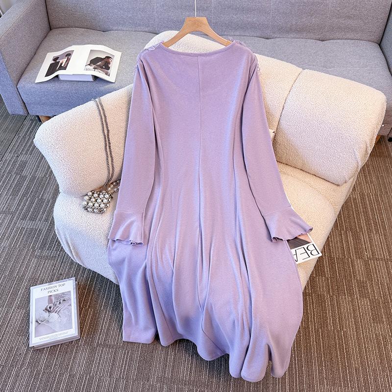 Großformat Damen Winter Neuer Stil Elegant und Sanft Spitze V-Ausschnitt Gestricktes Kleid