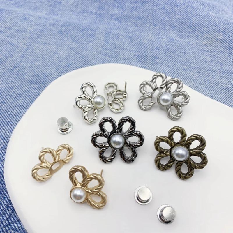 The Flower Waist-cinching Button Is Detachable No Need for Drilling or SewingIt Can ReduceThe Waist Size It Is A Flat-bottomed Waist-cinching Wonder