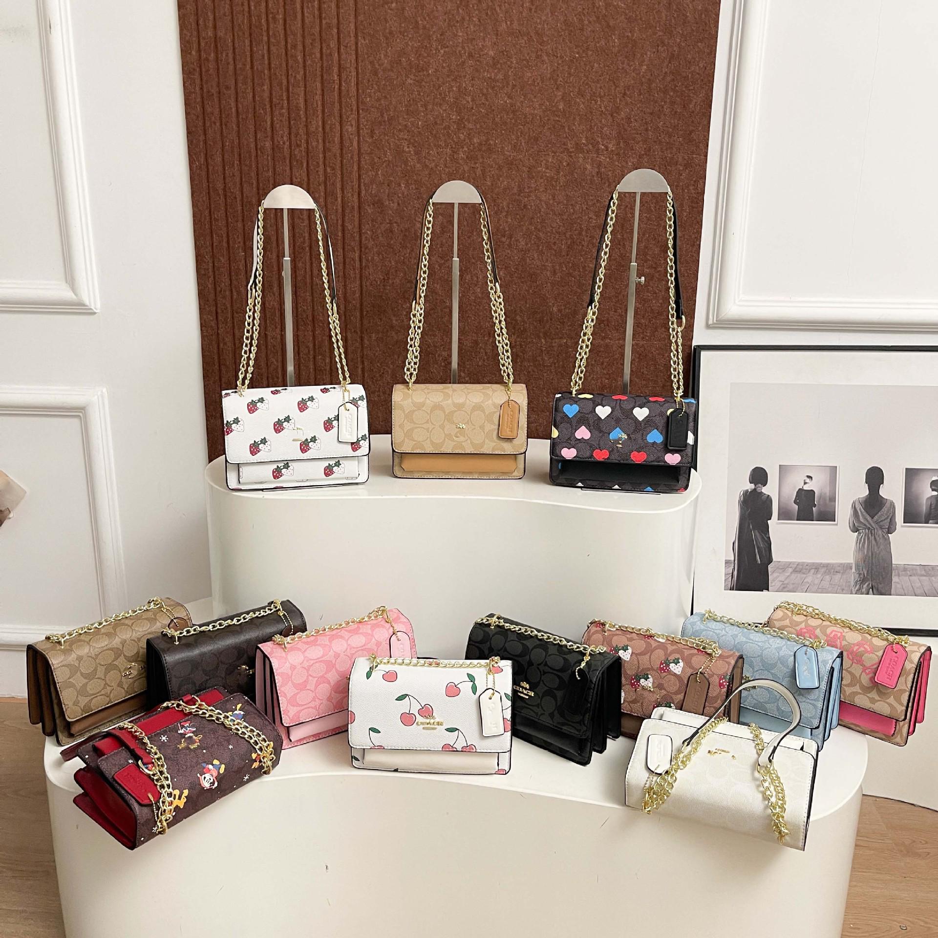 

Универсальная квадратная сумка кроссбоди 2025 года с принтом стежков Print Dark Brown