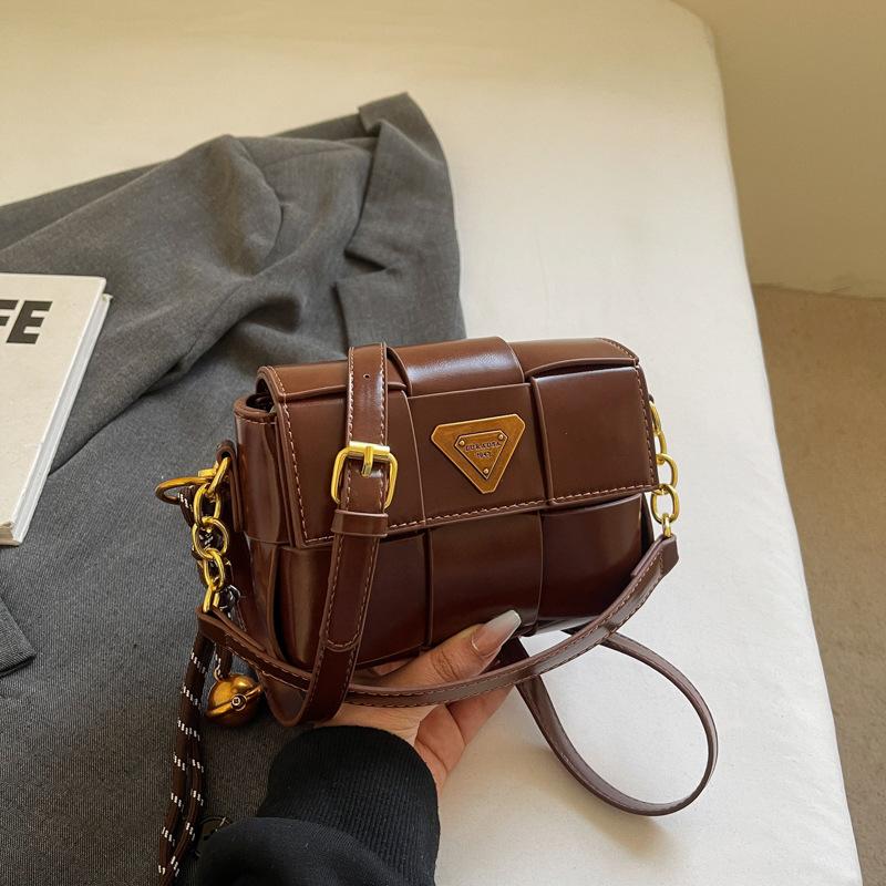 Fashion Underarm Bag Women's 2025 New Trendy Woven Small Square Bag Niche Design Casual Shoulder Bag