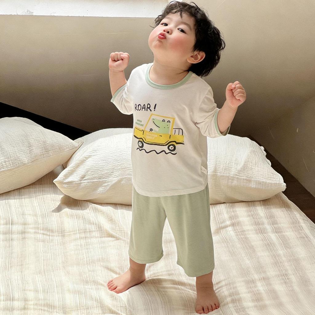 Sommer-Schlafanzug-Set mit Sieben-Ärmeln aus Eis-Seide für Kinder – Süße Loungewear für Jungen & Mädchen