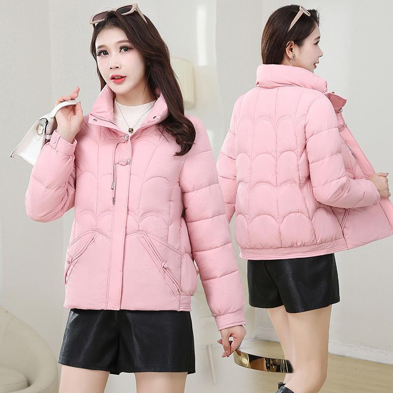 

Короткая хлопковая одежда с подкладкой для женщин тонкая зимой, холодостойкая хлопковая одежда с подкладкой, утепленные теплые хлопковые куртки. 3XL-135-75 kg розовый