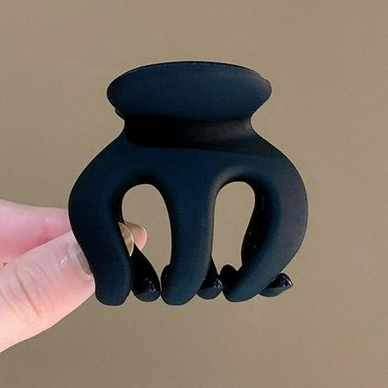 2024 Black Hepburn-Style Deluxe Bow Hair Clip for Women