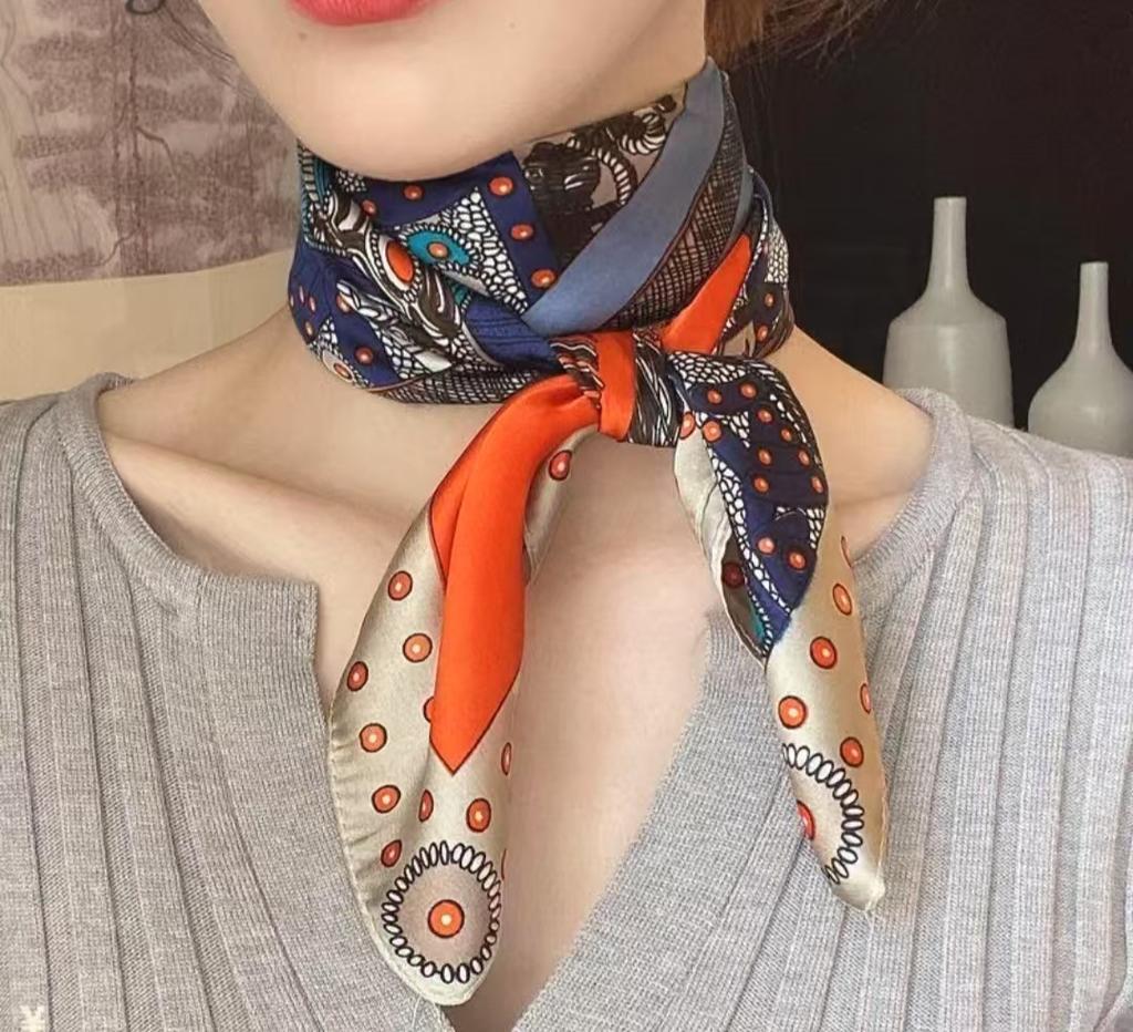 New silk scarf women's fashion versatile sense 70 square scarf neck protection scarf spring and autumn retro scarf tied bag