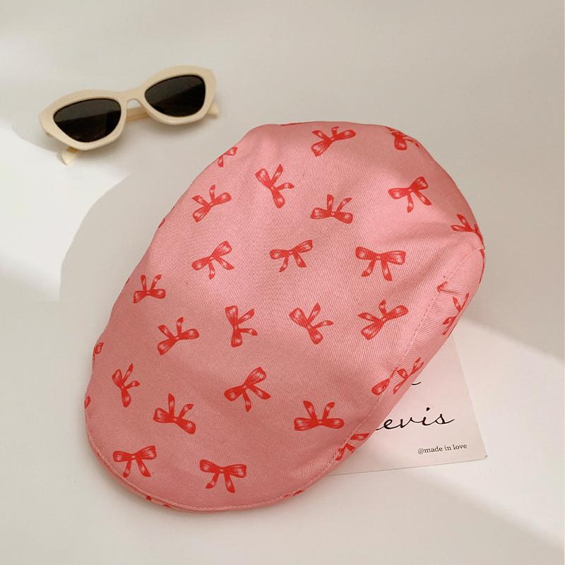 Beret Womens Versatile Hat Featuring Random Graffiti Design Ideal For Spring Summer And