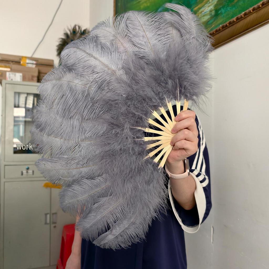 Ventaglio di Piume di Struzzo per Palco e Sfilate di Moda - Grande Oggetto di Scena Pieghevole