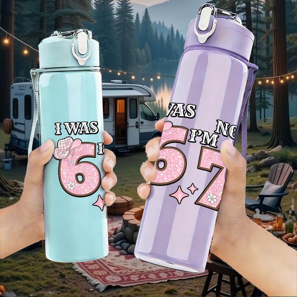 1PC Soft Pink Sixty Seven Number Print 750ml Color Plastic Sports Water Bottle Leakproof Flip Straw Lid Suitable for Sports Office Home Use