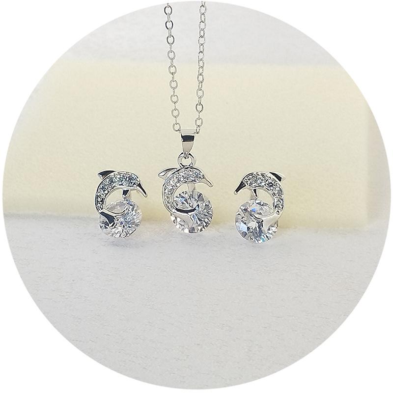 Minimally Designed Dolphin Necklace Earrings Zircon Jewelry Set European and American Fashion Two Piece Jewelry Set