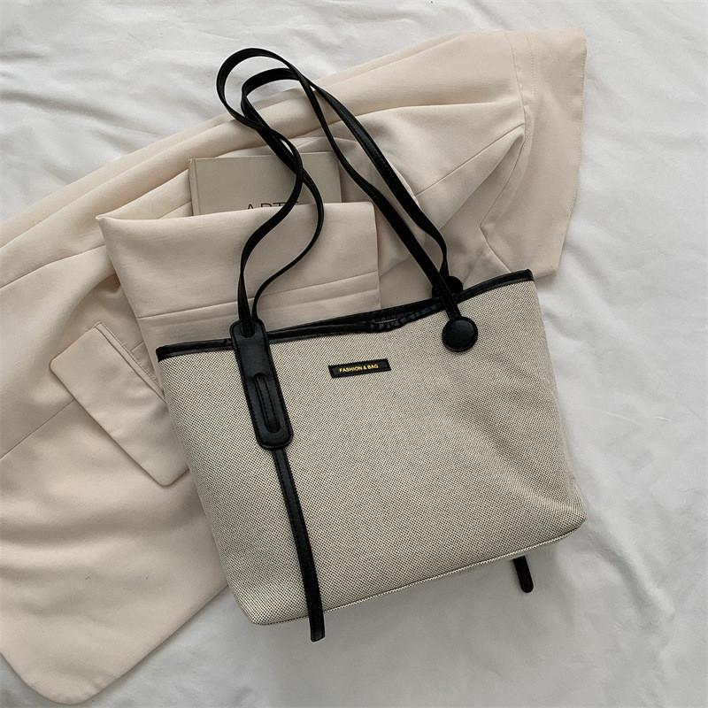 

Trendy Large Capacity Tote Bag For Students Stylish Casual Design In Black And Brown чёрный