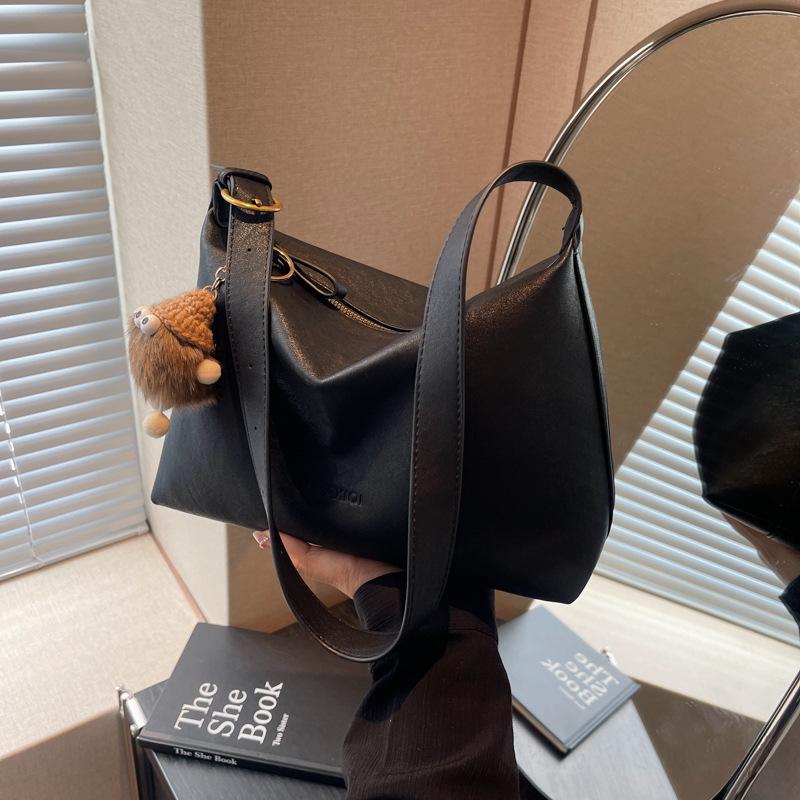 

Большая вместительная сумка-мессенджер для женщин 2024 года, новая осенне-зимняя сумка высокого класса, универсальная повседневная сумка через плечо для поездок на работу чёрный