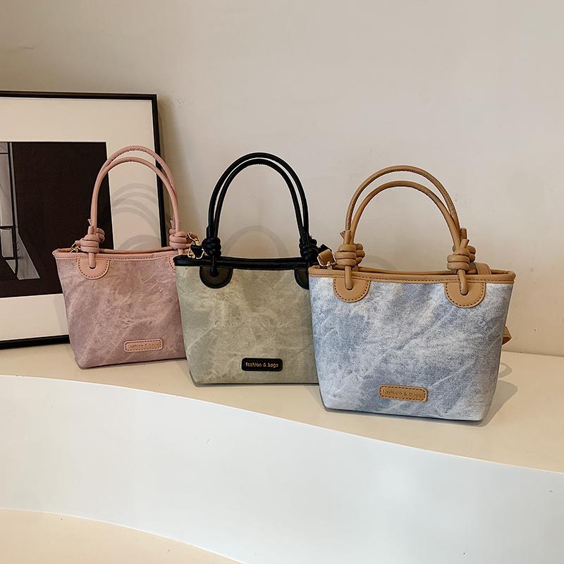 Fashionable Handheld Bucket Bag for Women Korean Edition Instagram Trendy Versatile Shoulder Bag  Summer New Casual Crossbod