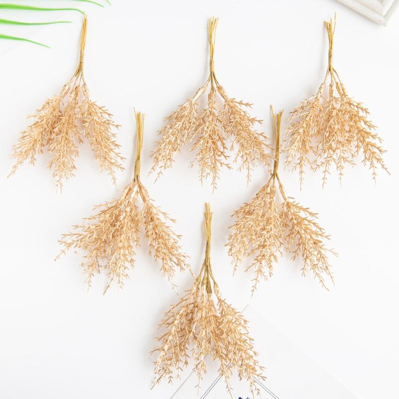 1 Bouquet (6 Heads) of Artificial Plants, Mini Rcoration, Valentine'S Day Gift, New Year Gift, Candy Box Packaging, Birthday Party Cake