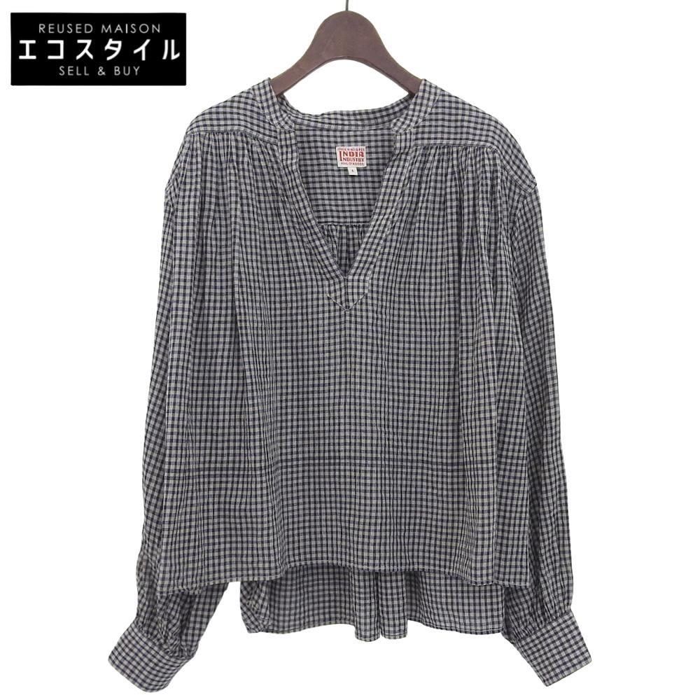 INDIA INDUSTRY Excellent condition Bshop exclusive check keyhole neck pullover shirt, women's, gray and navy. tops 1 Gray / navyUsed