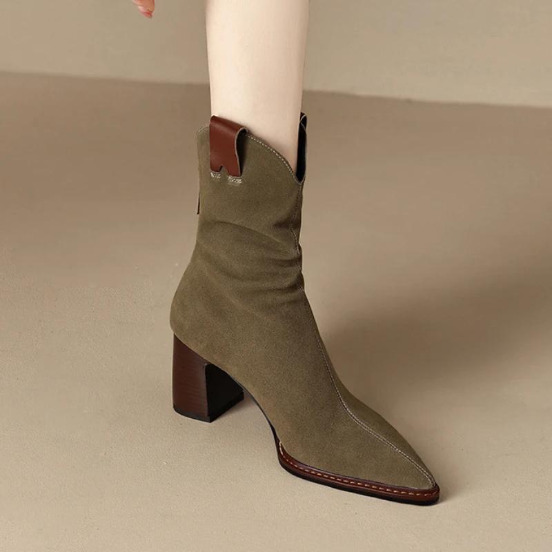 Fashion Suede Low Heel Ankle Boots Chunky Western Cowboy Boots for Ladies Wrinkles Pointed Retro Knights Short Boot Chelsea Boots