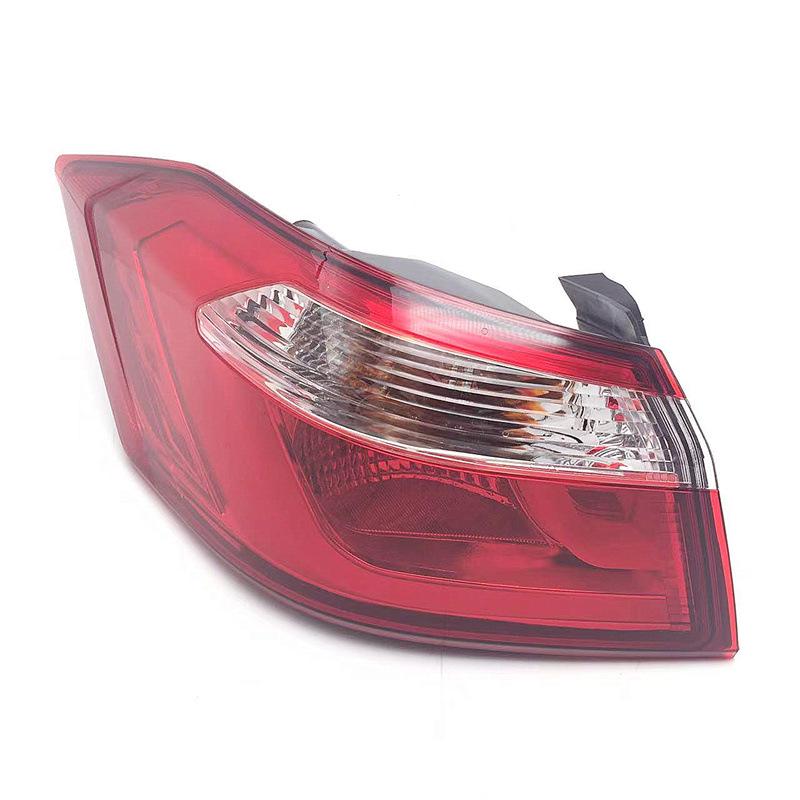 Changan Yuexiang V7 Rear Taillight Assembly: Rear Headlight, Turn Signal, Brake Light Combo.