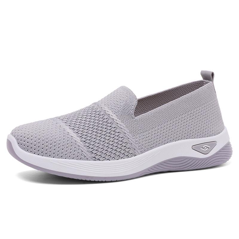 Women's Versatile Slip-On Mom Shoes - Soft Sole, Comfortable Old Beijing Style