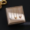 Collana di Lusso in Acciaio al Titanio Quadrifoglio – Elegante, Durevole, Catena Clavicola che non Sbiadisce per Donna