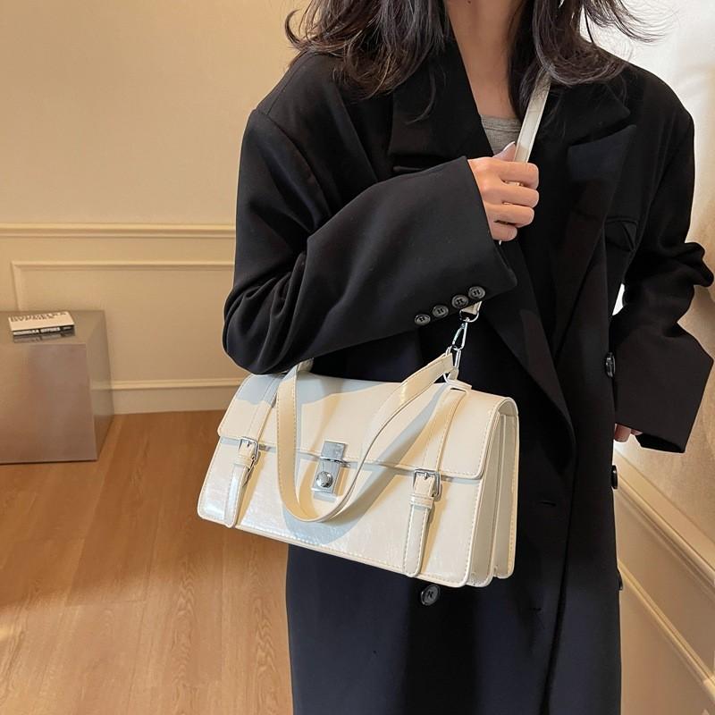 IELGY Autumn Winter Hundred Retro Fashion One-Shoulder Messenger Bag Ladies Small Square Bag