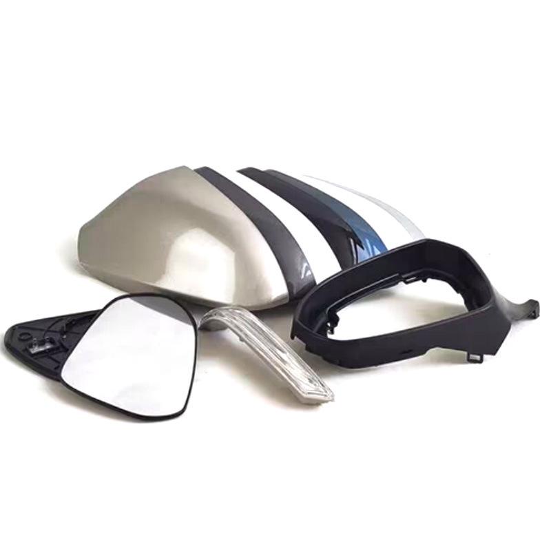 Kryt zpětného zrcátka Hyundai Mistra 2013-2019 se směrovým světlem