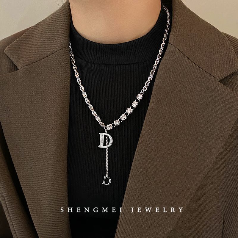Autumn and Winter Sweater Chain, No Need To Pick Tide When Sleeping, Light Luxury Necklace, Niche High-end Long Style with Bottoming Shirt 