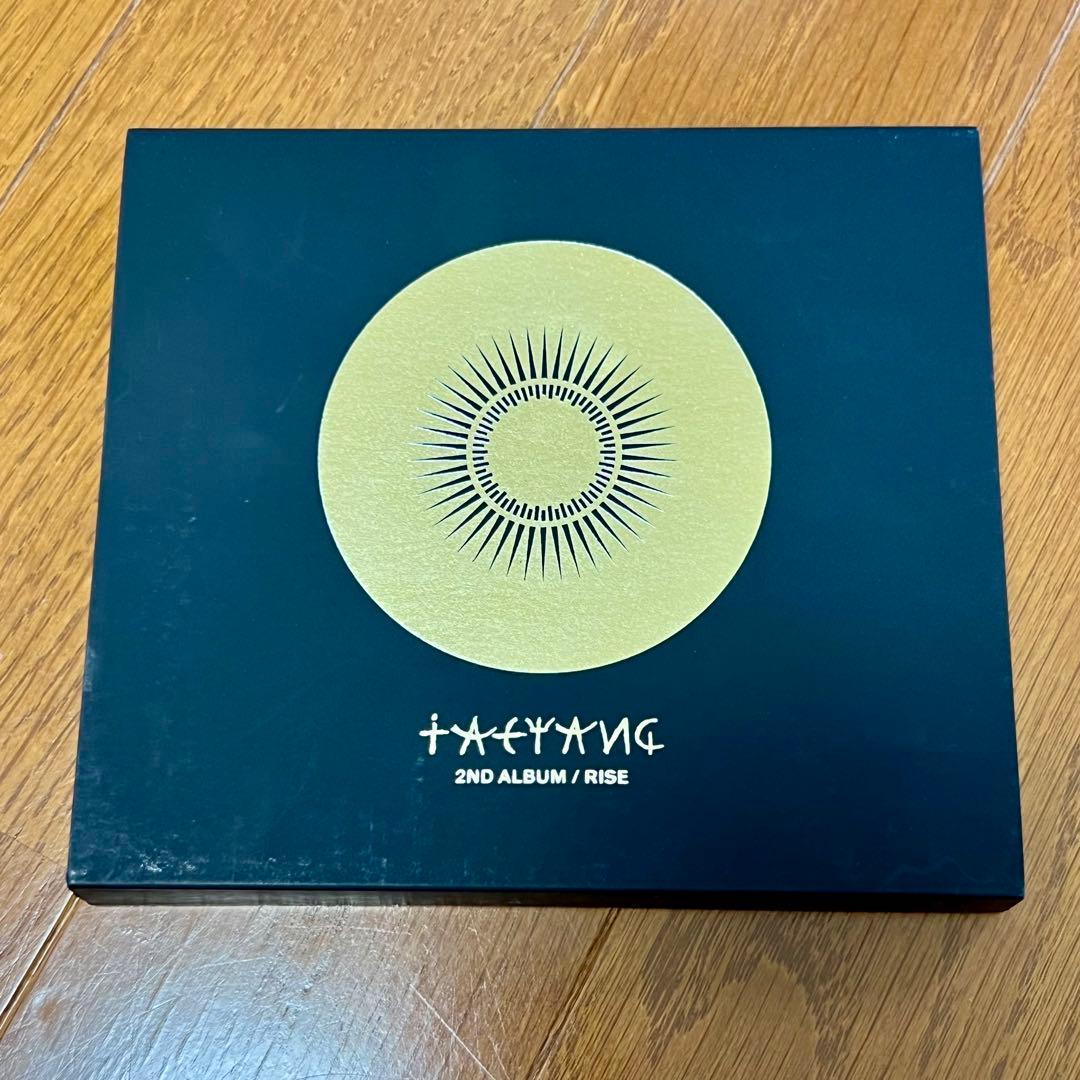 

[USED] TAEYANG 2nd ALBUM RISE Import Version Taeyang Yongbae Rare