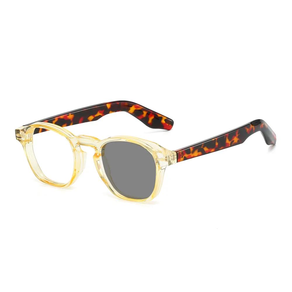 

High Quality Classic Photochromic Square Reading Glasses Unisex Sturdy and Comfortable Blue Light Blocking Eyeglasses 0 To +4.0 0