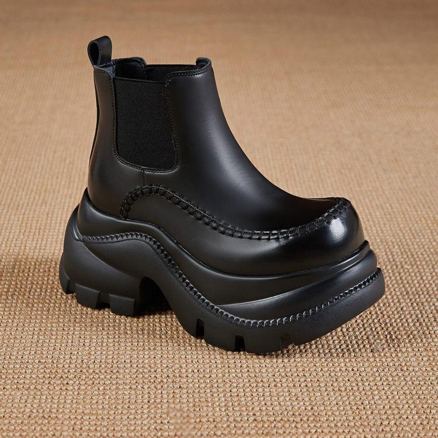 Huge Good-looking Chelsea Short Boots Women's 2025 New Spring and Autumn Single Boots Retro Thick-soled Cigarette Boots Heightening Martin Boots