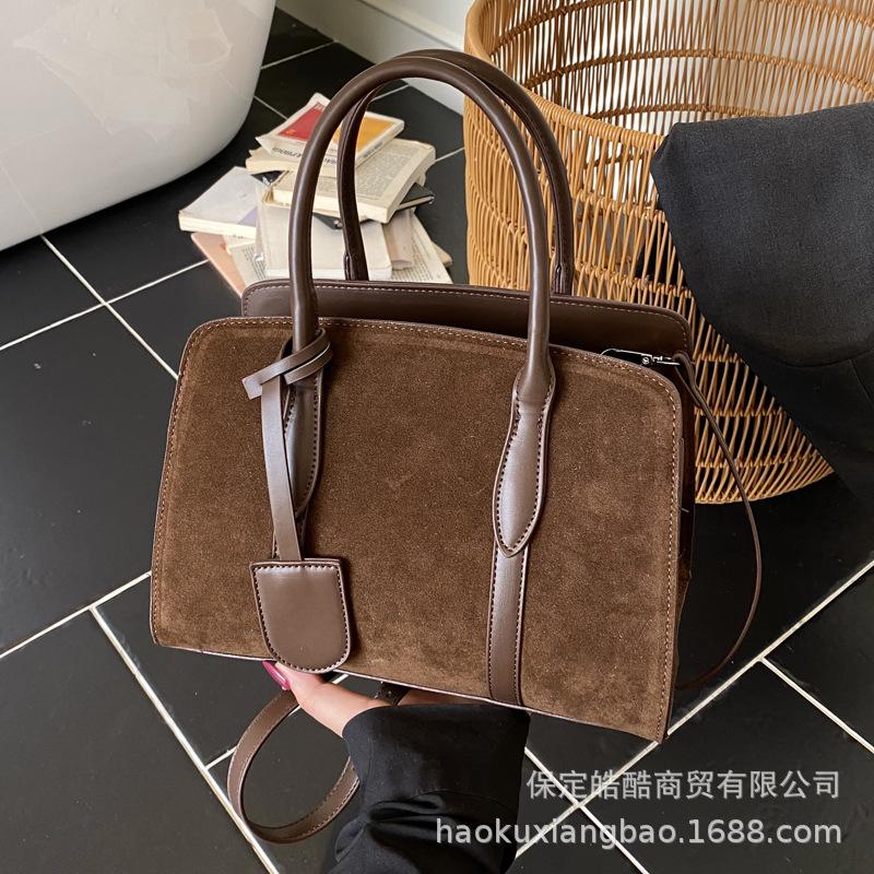 Suede bag women's large capacity 2025 new autumn and winter niche shoulder messenger bag retro portable tote bag