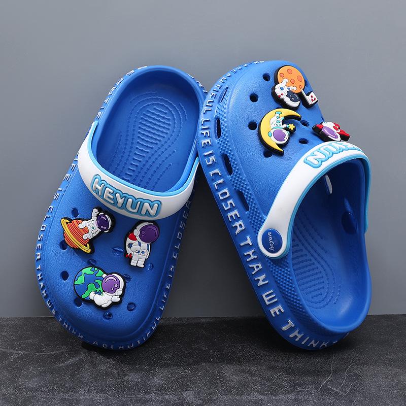 Stylish Kids Summer Hole Shoes With Cartoon Patterns Soft Eva Material For Comfort