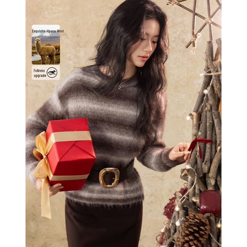 Women s Alpaca Blend Gradient Stripe Round Neck Knit Sweater S