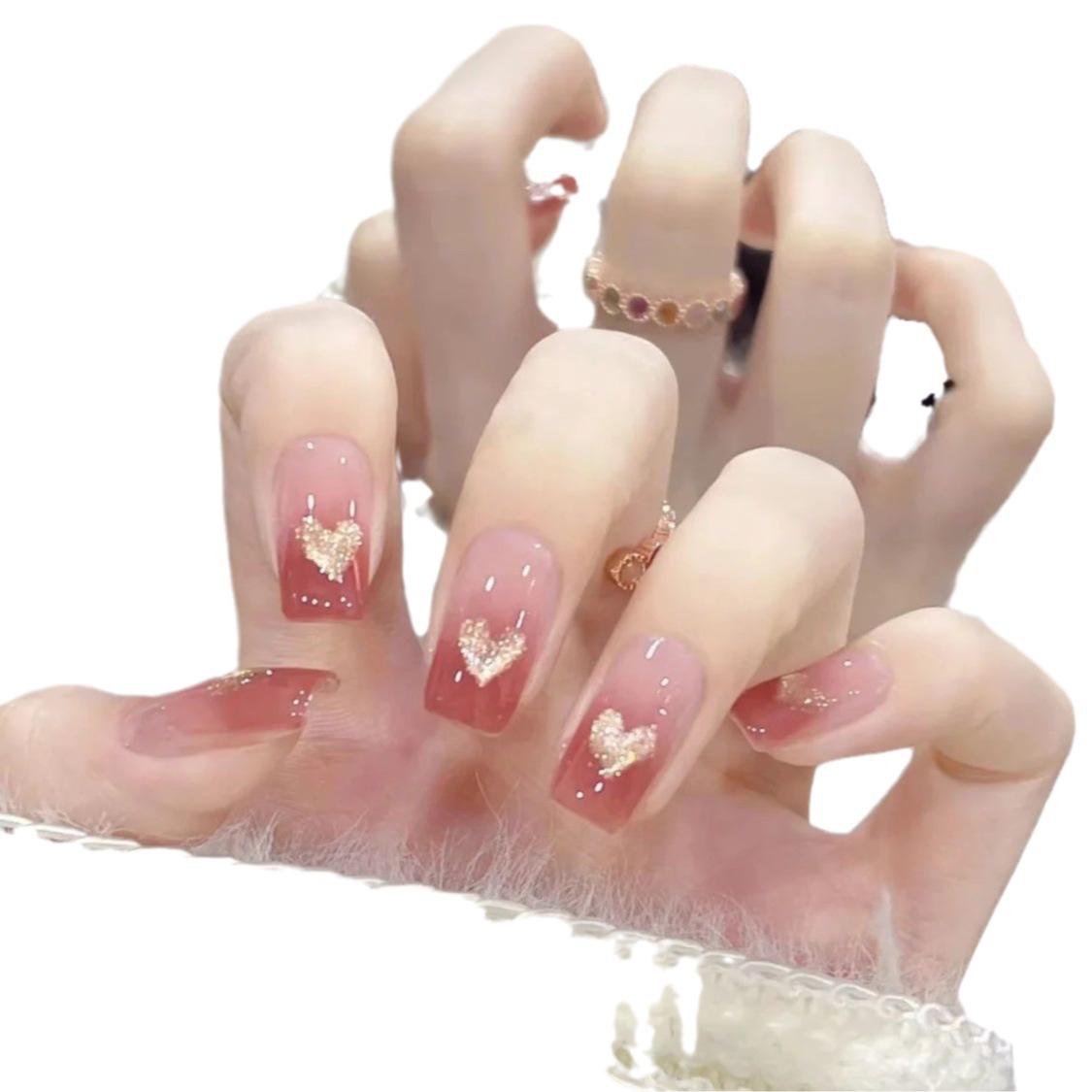 

2024 Носимый нейл-арт: Короткий набор для ногтей с готовыми патчами