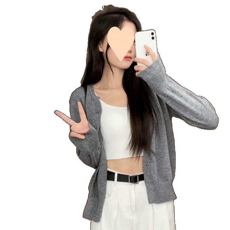 Hong Kong-Style Soft Knit Cardigan: Women's Long Sleeve Petite Sweater for Spring and Autumn
