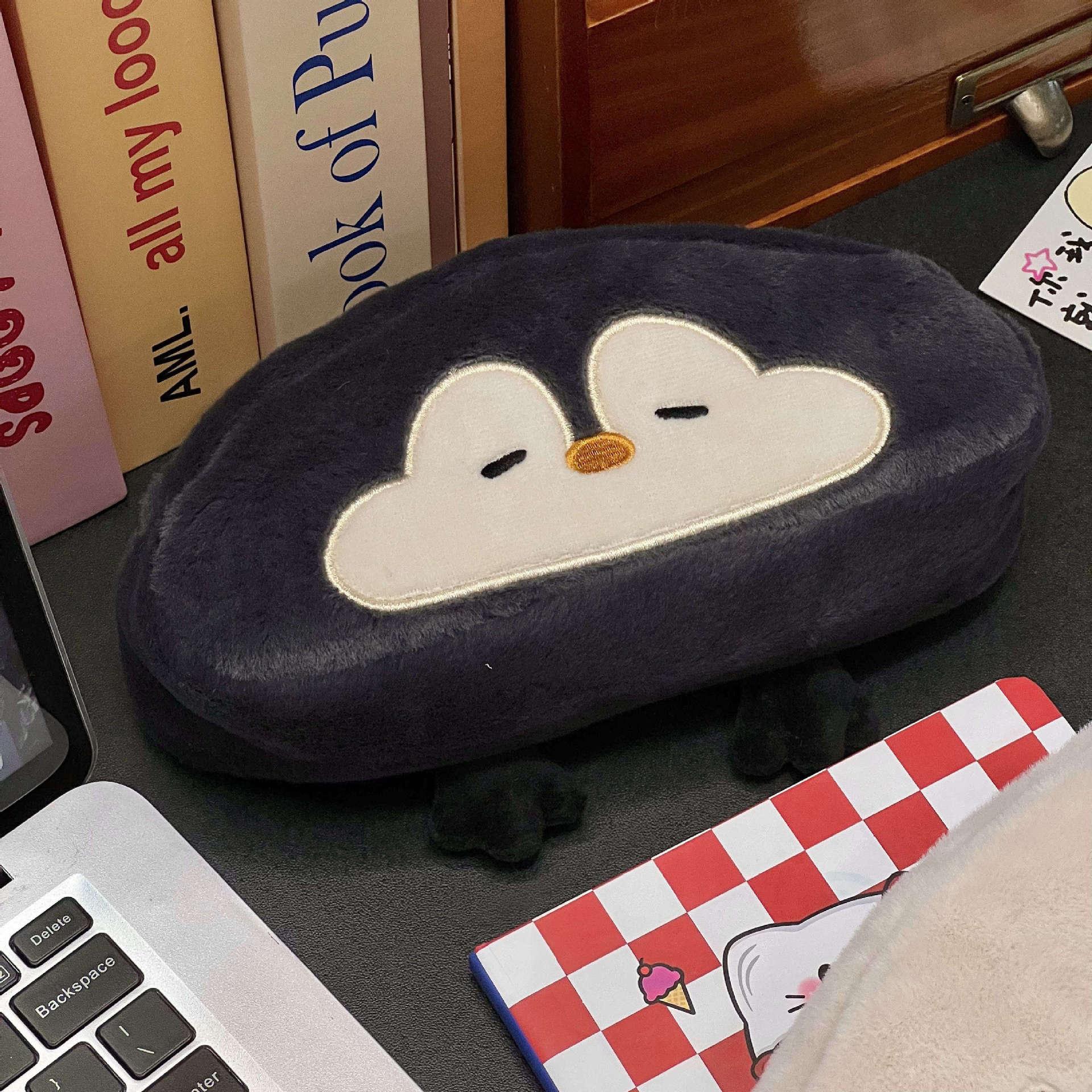 Многофункциональная Плюшевая Пеналь Выдра Пингвин Большая Вместимость Канцелярская Сумка Пенал Подарок к Началу Учебного Года