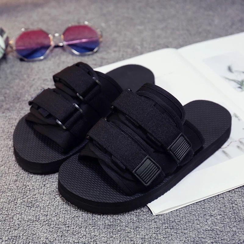 

Summer cool slippers men s trend Korean version personalized outdoor wear one-word drag couple student non-slip beach sandals 35 чорний