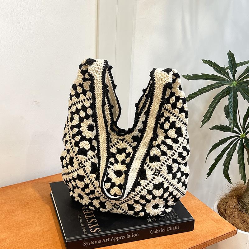 

Fashion large-capacity woven bag 2025 new contrasting color casual underarm bag work versatile shoulder bag