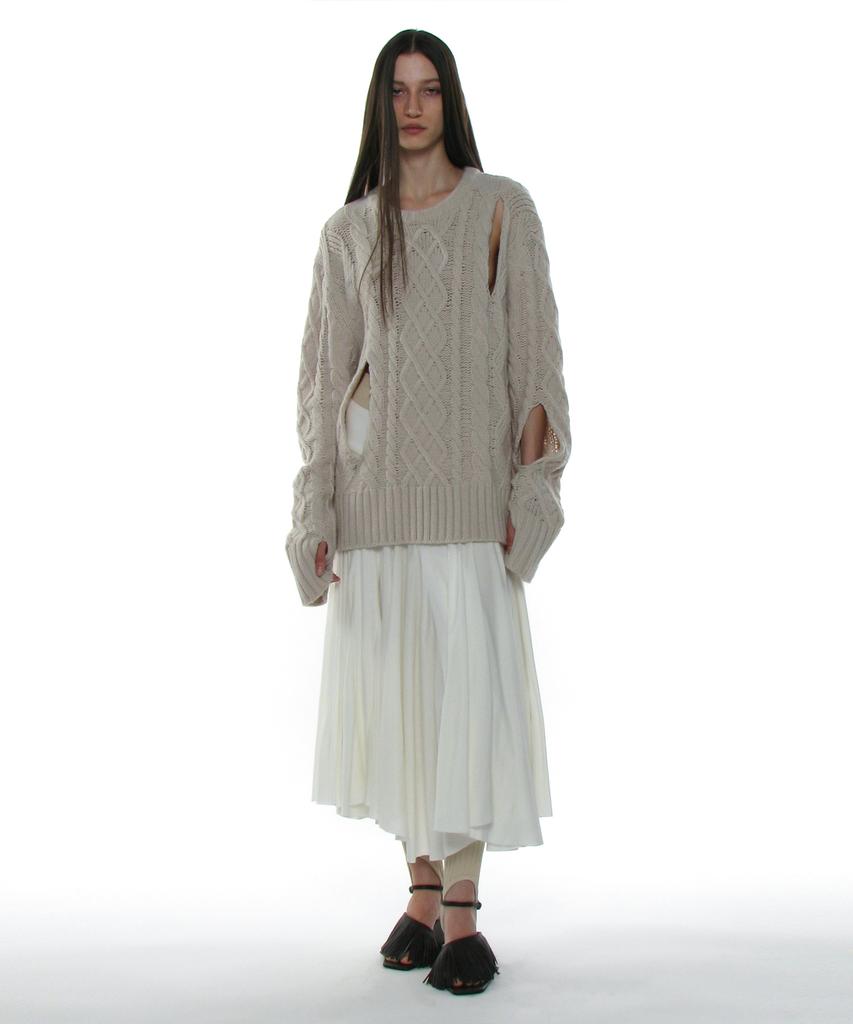PARTIMENTO WOMEN Heavy Cutout Cable Knit Crew Neck_Ivory