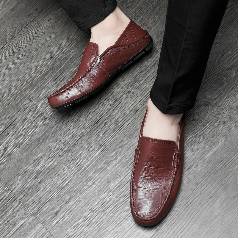 Modne miękkie dno męskie buty casualowe luksusowe marki męskie zestaw stóp mokasyny oryginalne skórzane mokasyny oddychające wsuwane buty do jazdy samochodem