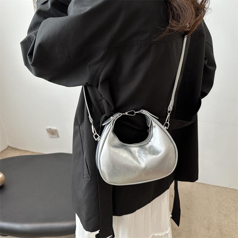 Fashionable Trendy Women's Crescent Shoulder Bag Versatile For Casual Outfits In Multiple Colors