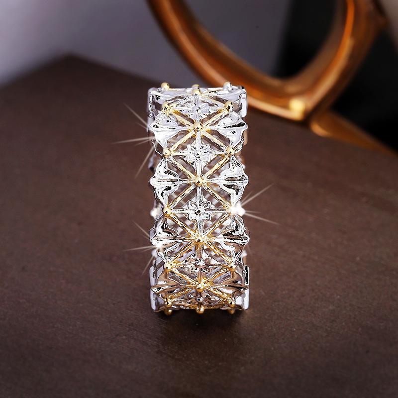 Retro Hollow Diamond Ring Two-tone Line Ring High-end Ladies Jewelry Engagement Ring Wedding Rings Gold Couple Wedding Rings