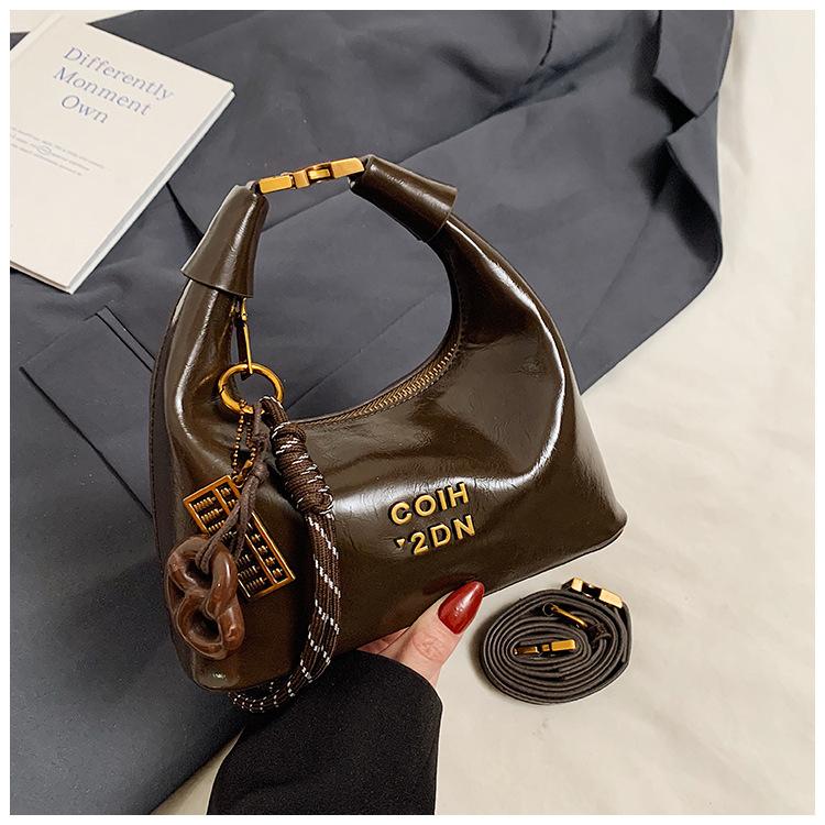 Simple and Fashionable Shoulder Bag Women's Autumn and Winter New Niche Trend High-end Casual Versatile Messenger Bag