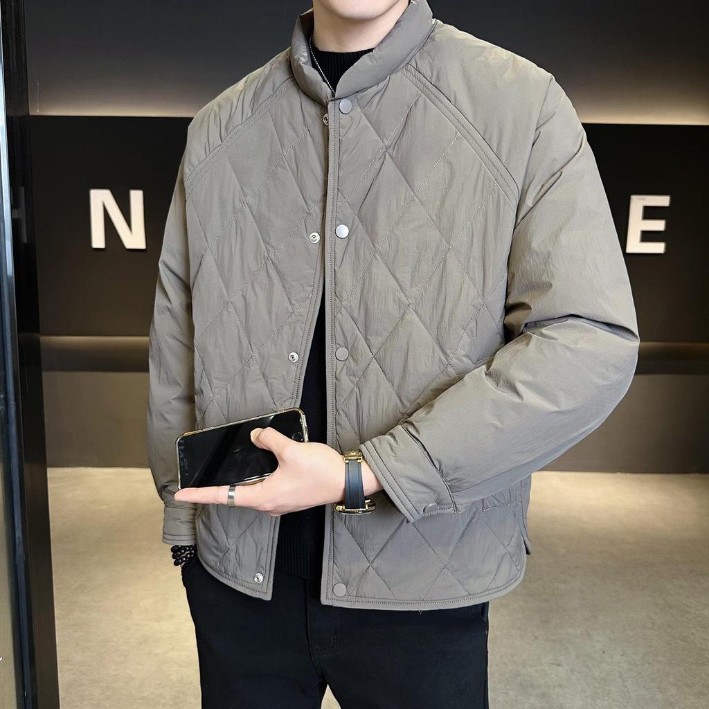Herren Trendige gesteppte Daunenjacke 2025 mit leichtem weißen Entendaunen-Inlay