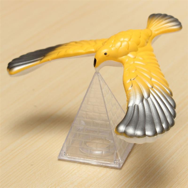Balancing Eagle with Pyramid Stand Magic Bird Desk Decor Funny Gadgets Novelty Toys for Children's Gift Miniature Figurines