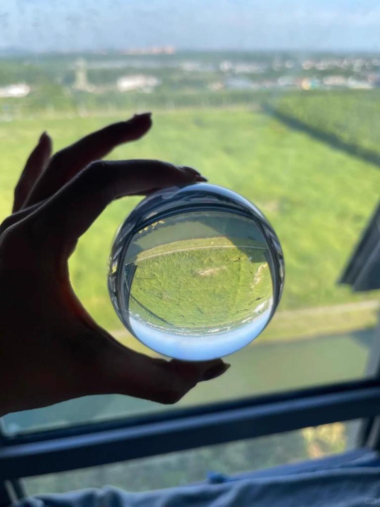 Transparent K9 Crystal Glass Ball Ornament - Ideal Gift for Leader or Elder, Perfect for Living Room or Office Decor