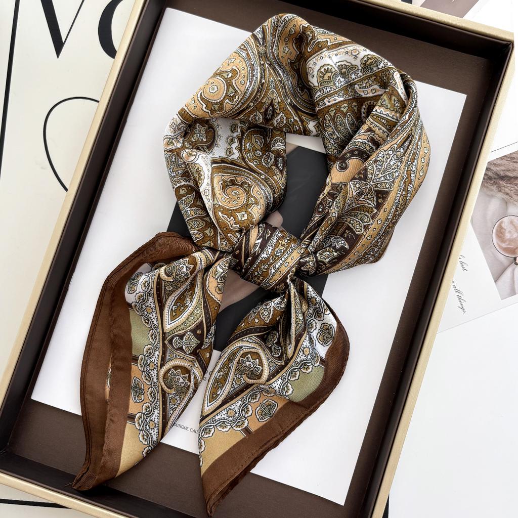 New Literary Fashionable Bandana Imitation Silk 70*70Cm Temperament Square Scarves Women SpringSummer Soft Satin Scarf