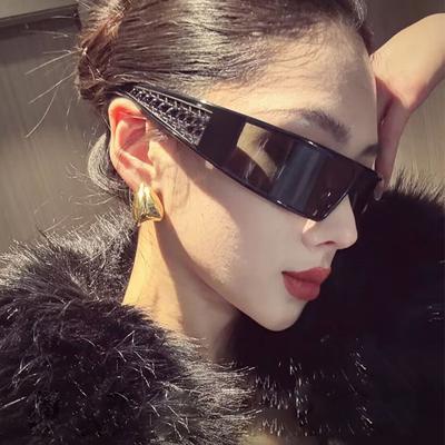 Nuevas Gafas de Sol Elegantes Para Hombres Estilo Punk A Prueba de Viento Gafas de Sol Moda para Mujeres Actividad al Aire Libre Gafas de Sol Femeninas