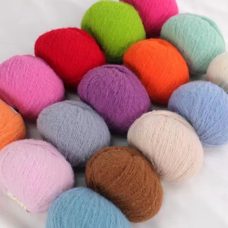 

40g/roll 2.5mm Velvet Yarn Soft Cotton Knitting Crochet Dyed Yarn DIY Hand-woven Wool Crochet Sweater Hat Dolls