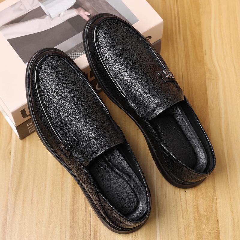 New Top Layer Sheepskin Men's Casual Single Shoes Soft Leather Men's Shoes Lazy Slippers