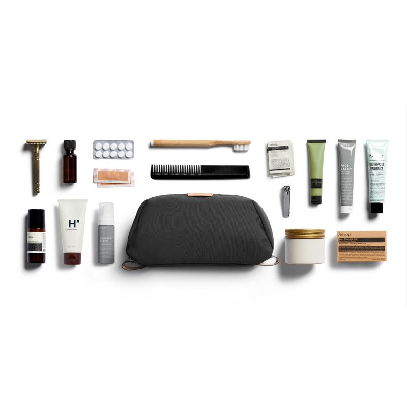 Men's Travel Toiletry Bag Large Capacity Portable Storage Bag for Business Trips And Leisure Travel Convenient Carry-On