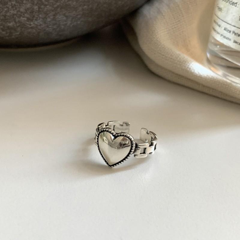Sophisticated Heart Shaped Ring For Women Adjustable And Trendy Silver Plated Fashion Jewelry