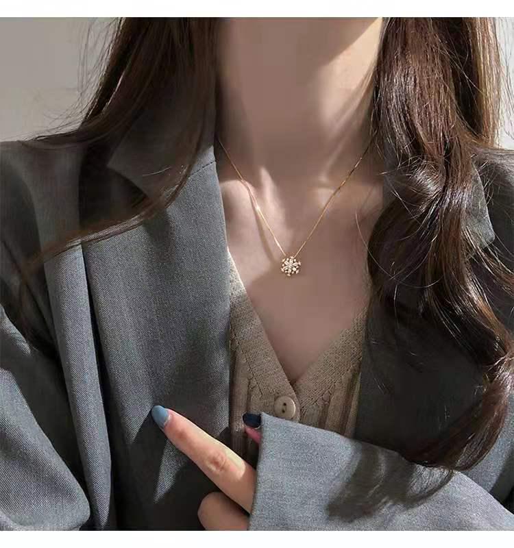 

Элегантное женское ожерелье в виде снежинки - модное, универсальное, легкое, роскошное, уникальное, холодный стиль, ключичная цепочка